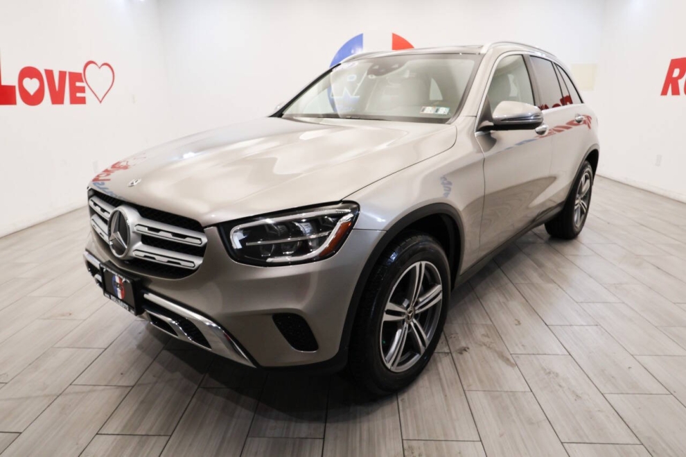 2020 Mercedes-Benz GLC GLC 300 4MATIC AWD 4dr SUV, Champagne, Mileage: 62,940 