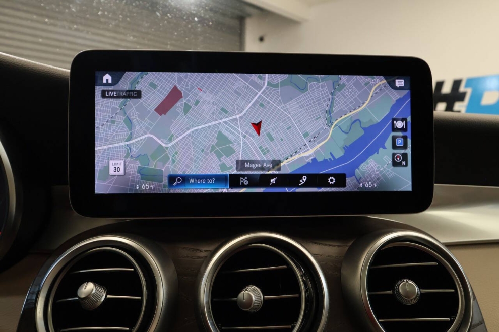 2020 Mercedes-Benz GLC GLC 300 4MATIC AWD 4dr SUV, Champagne, Mileage: 62,940 - photo 24