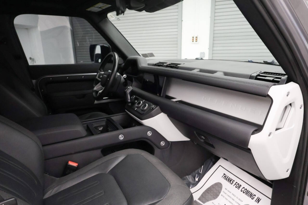 2021 Land Rover Defender 110 S AWD 4dr SUV, Silver, Mileage: 65,735 - photo 16