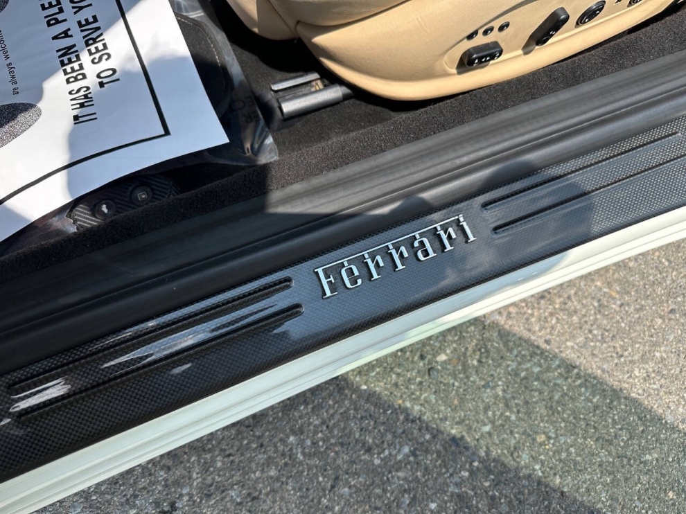 2014 Ferrari California Base 2dr Convertible, White, Mileage: 58,992 - photo 12