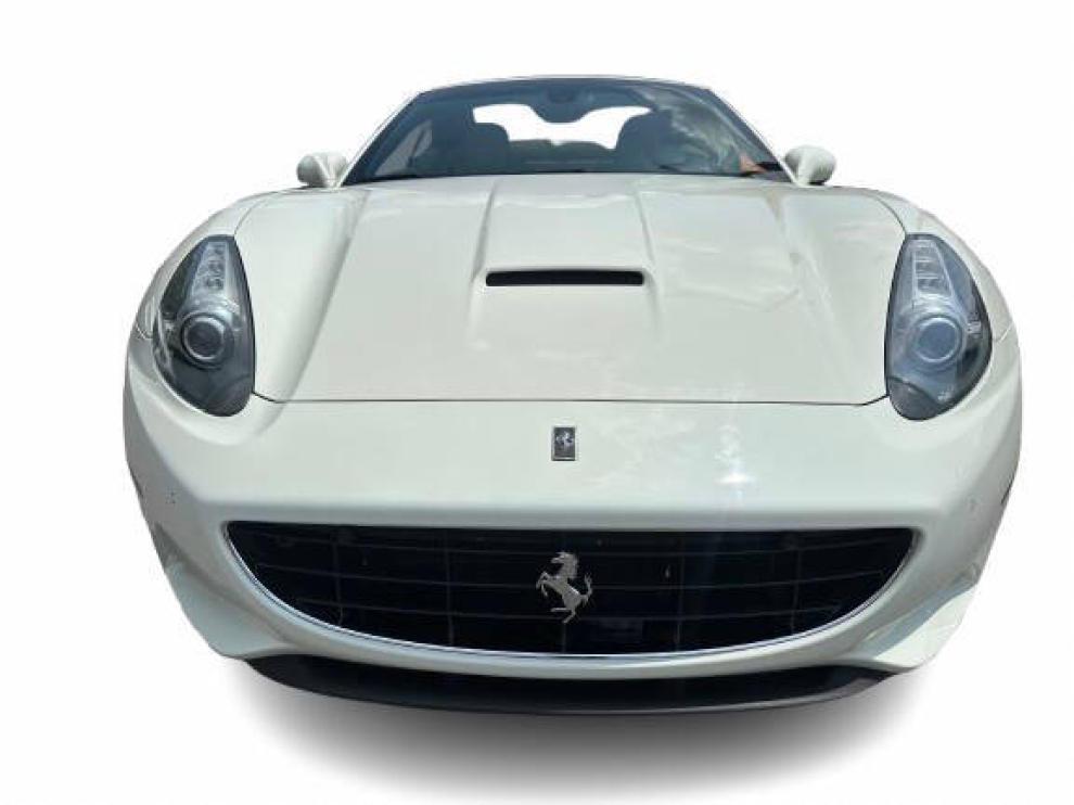 2014 Ferrari California Base 2dr Convertible, White, Mileage: 58,992 - photo 7
