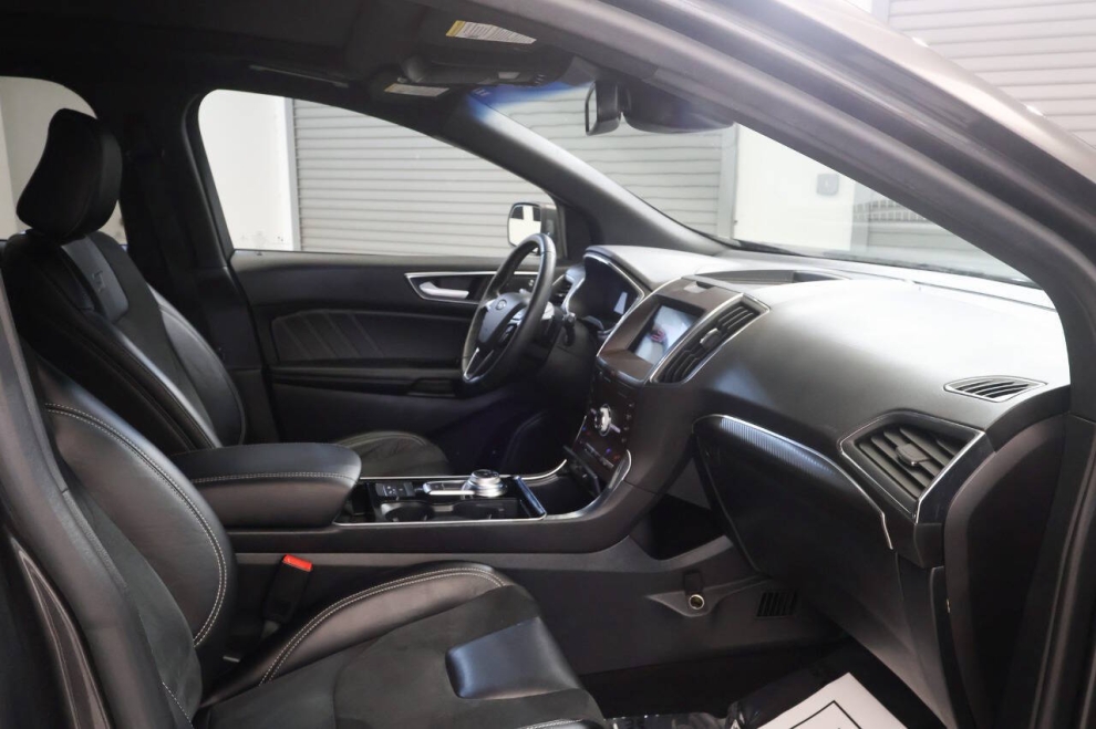 2020 Ford Edge ST AWD 4dr Crossover, Gray, Mileage: 70,985 - photo 15