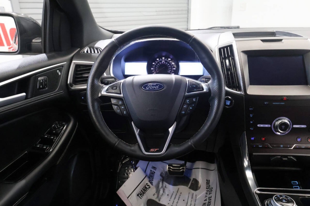 2020 Ford Edge ST AWD 4dr Crossover, Gray, Mileage: 70,985 - photo 19