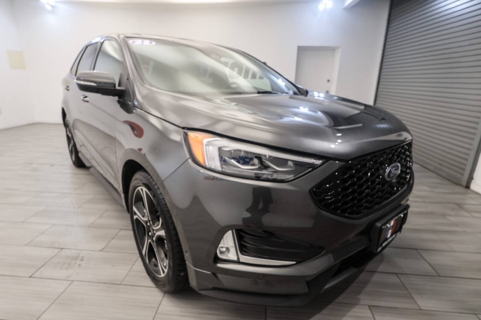 2020 Ford Edge ST AWD 4dr Crossover, Gray, Mileage: 70,985 - photo 6
