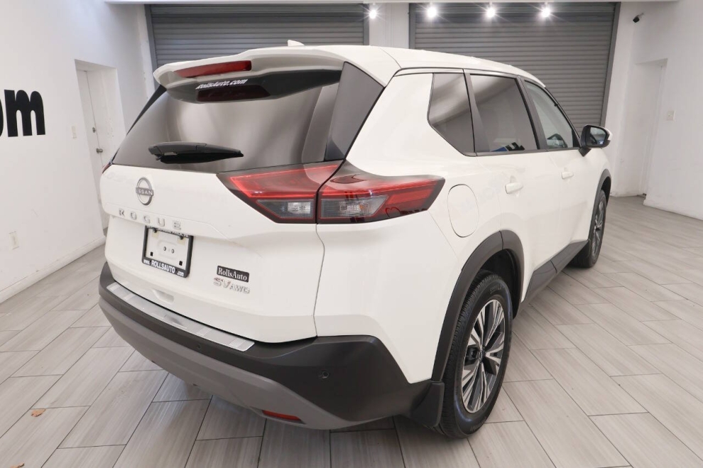 2023 Nissan Rogue SV AWD 4dr Crossover, White, Mileage: 43,241 - photo 4
