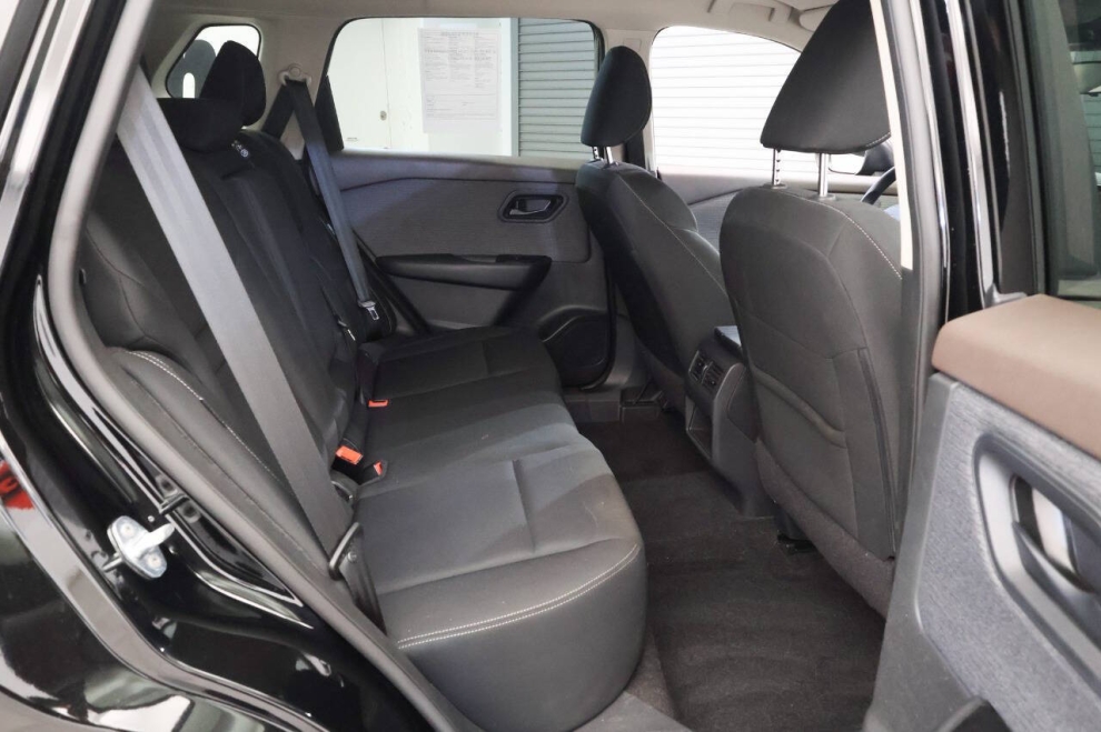 2023 Nissan Rogue S AWD 4dr Crossover, Negro, Mileage: 43,363 - photo 17