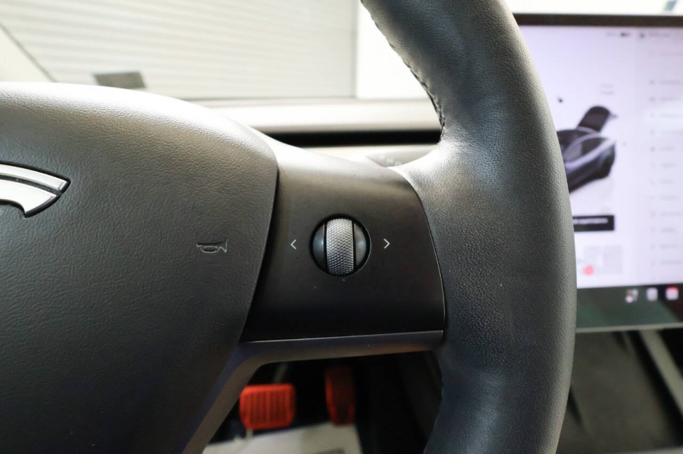 2022 Tesla Model Y Performance AWD 4dr Crossover, Gray, Mileage: 79,709 - photo 24