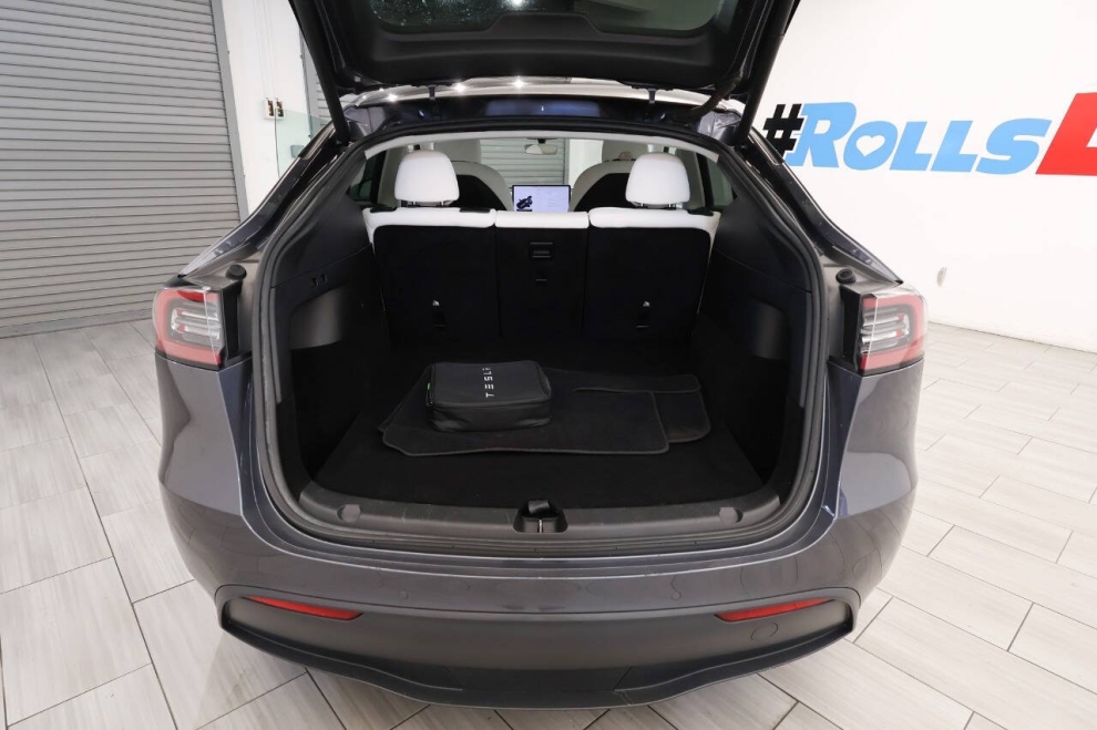 2022 Tesla Model Y Performance AWD 4dr Crossover, Gray, Mileage: 79,709 - photo 31