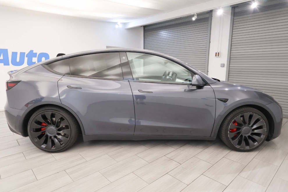 2022 Tesla Model Y Performance AWD 4dr Crossover, Gray, Mileage: 79,709 - photo 5