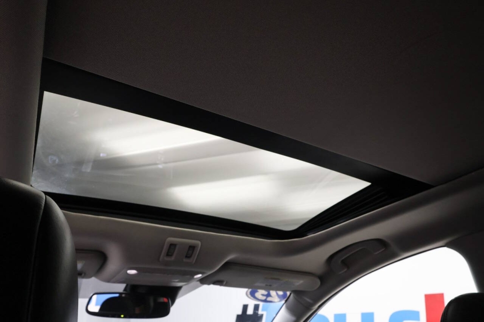 2023 Nissan Murano Platinum AWD 4dr SUV, Gray, Mileage: 104,303 - photo 20