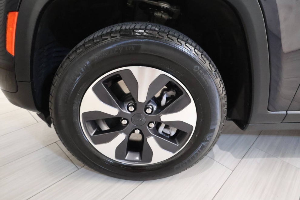 2024 Jeep Grand Cherokee 4xe 4x4 4dr SUV, Blue, Mileage: 14,939 - photo 9