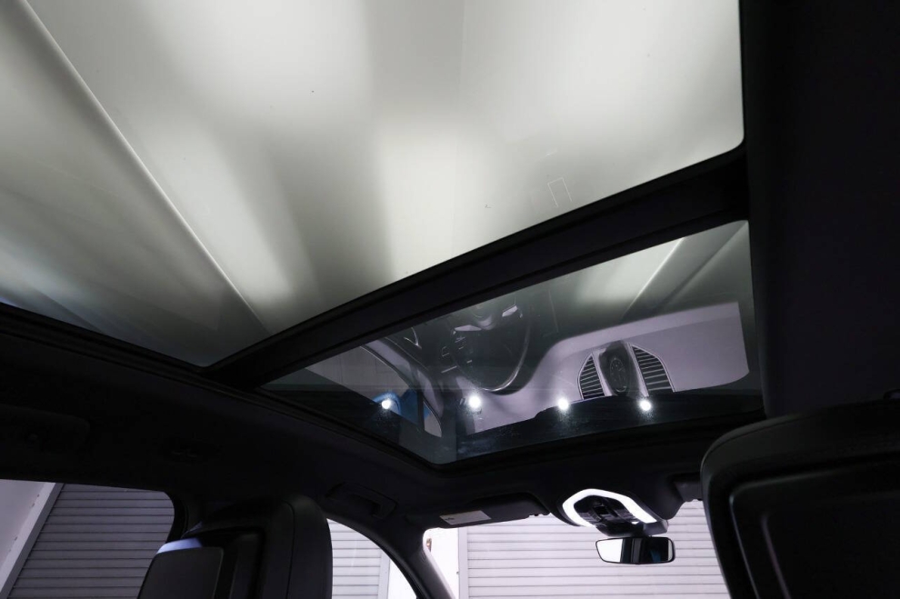 2022 Porsche Macan Base AWD 4dr SUV, Blue,  - photo 20
