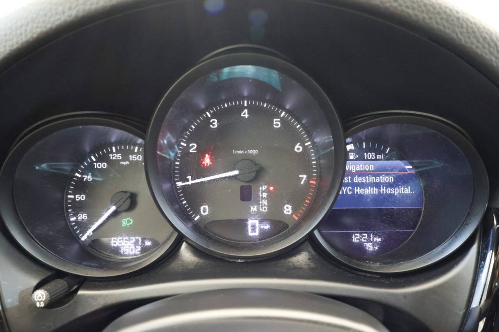 2022 Porsche Macan Base AWD 4dr SUV, Blue,  - photo 31