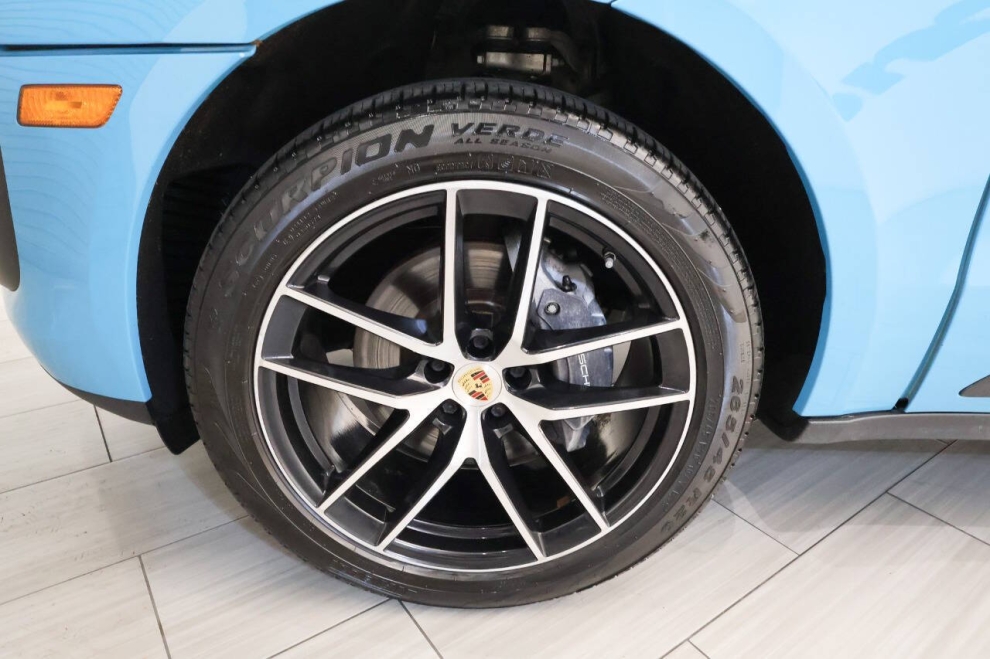 2022 Porsche Macan Base AWD 4dr SUV, Blue,  - photo 9