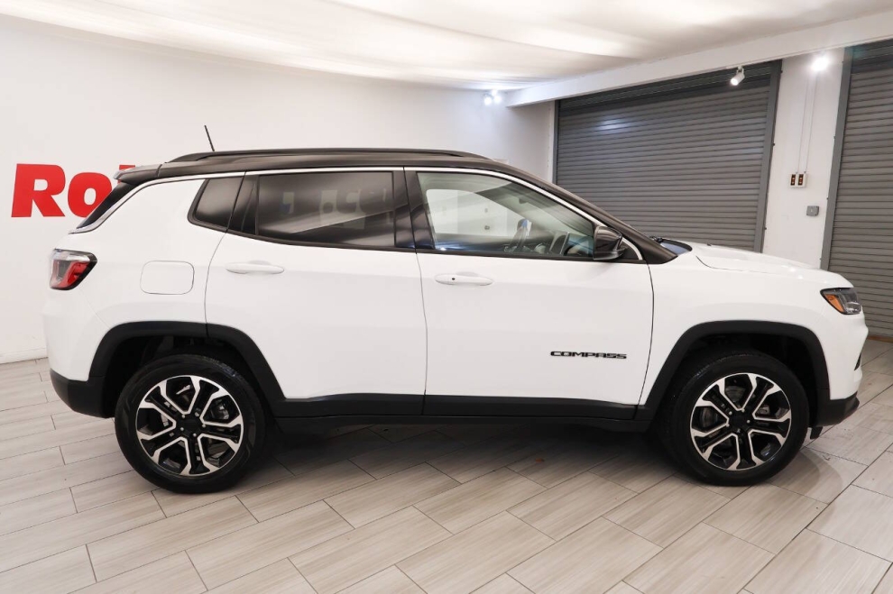2022 Jeep Compass Limited 4x4 4dr SUV, Blanco, Mileage: 43,783 - photo 5