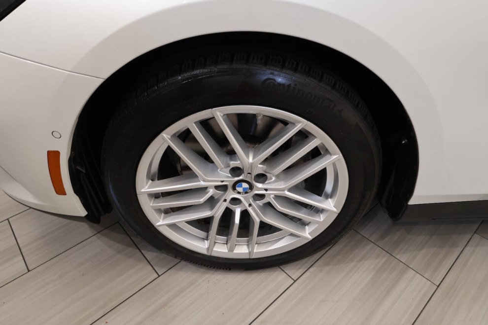 2025 BMW 5 Series 530i xDrive AWD 4dr Sedan, White, Mileage: 18,195 - photo 9