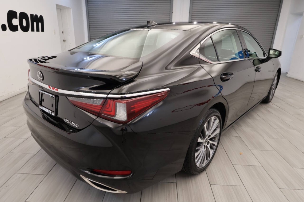 2020 Lexus ES 350 Base 4dr Sedan, Black, Mileage: 91,799 - photo 4
