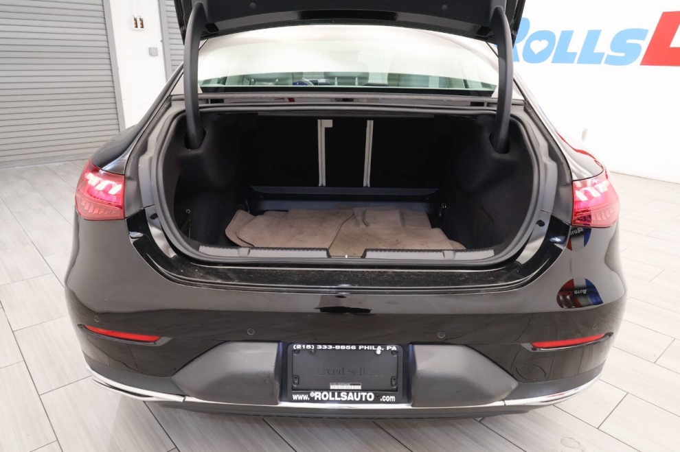 2023 Mercedes-Benz EQE EQE 350 4MATIC AWD 4dr SUV, Black, Mileage: 32,999 - photo 35
