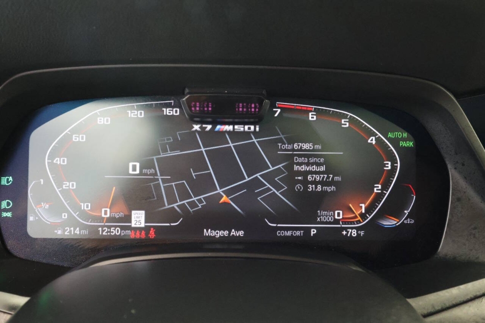 2021 BMW X7 M50i AWD 4dr Sports Activity Vehicle, White, Mileage: 67,983 - photo 32