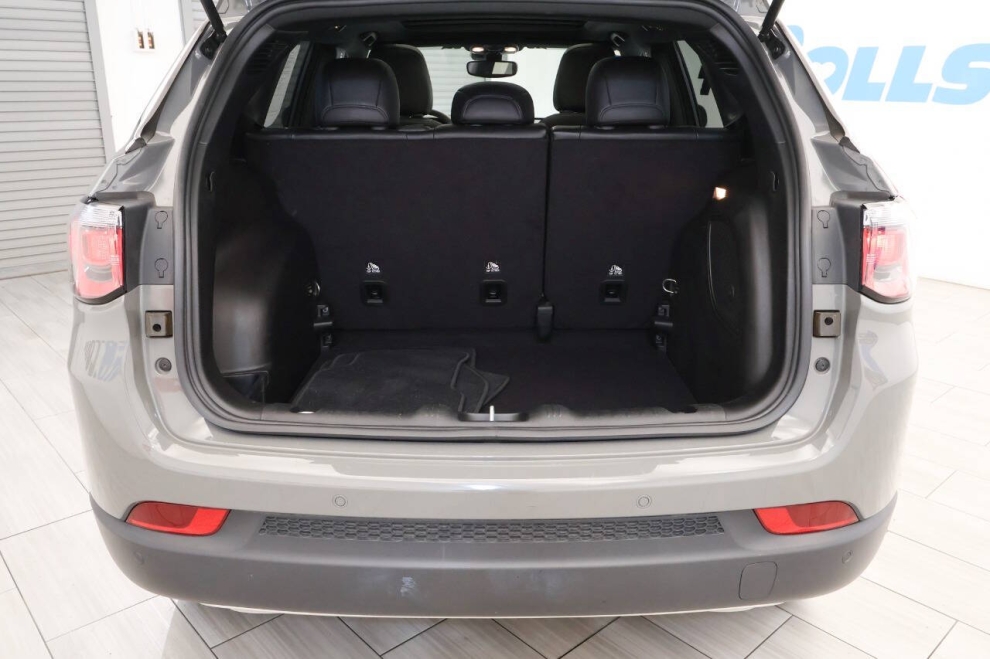 2023 Jeep Compass High Altitude 4x4 4dr SUV, Gray, Mileage: 13,409 - photo 28