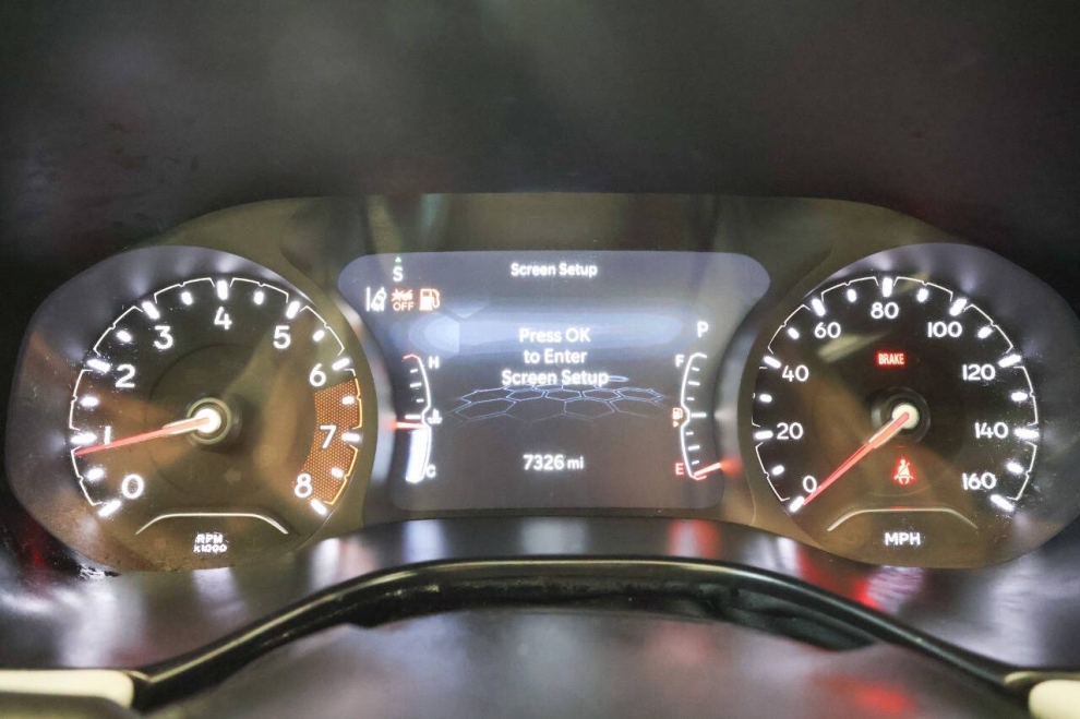 2023 Jeep Compass Limited 4x4 4dr SUV, Gray, Mileage: 7,318 - photo 29