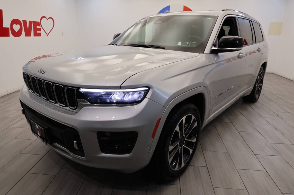 2023 Jeep Grand Cherokee L Overland 4x4 4dr SUV, Silver, Mileage: 55,107 