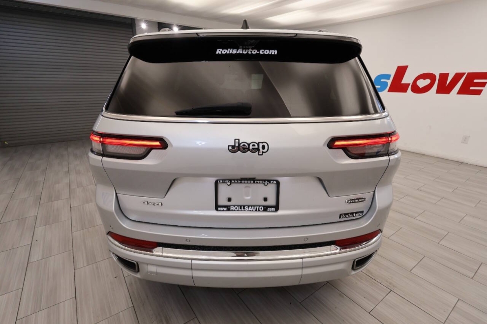 2023 Jeep Grand Cherokee L Overland 4x4 4dr SUV, Silver, Mileage: 55,107 - photo 3