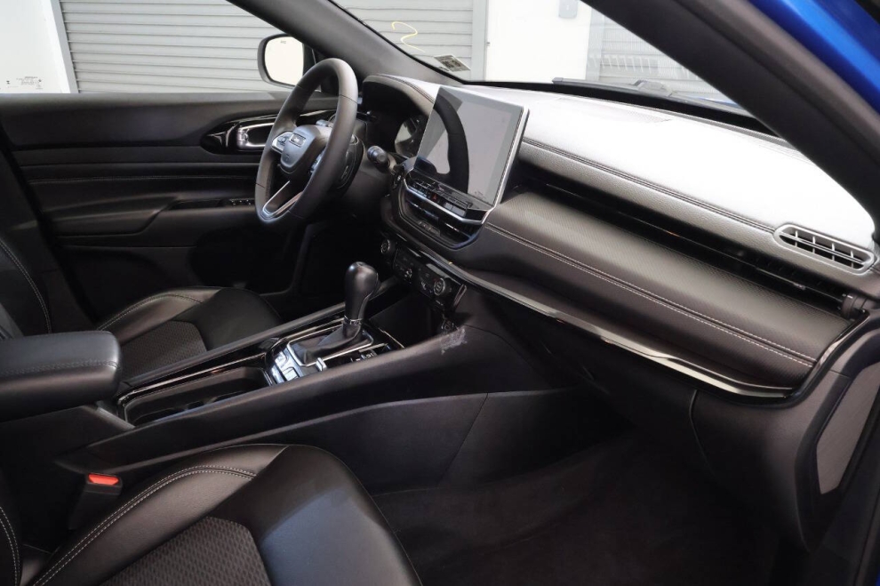 2023 Jeep Compass Altitude 4x4 4dr SUV, Blue, Mileage: 17,999 - photo 15