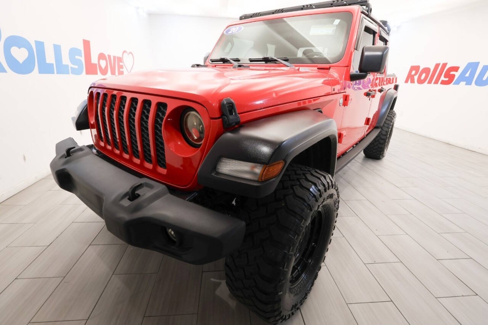 2020 Jeep Gladiator Sport Altitude 4x4 4dr Crew Cab 5.0 ft. SB, Red, Mileage: 45,703 
