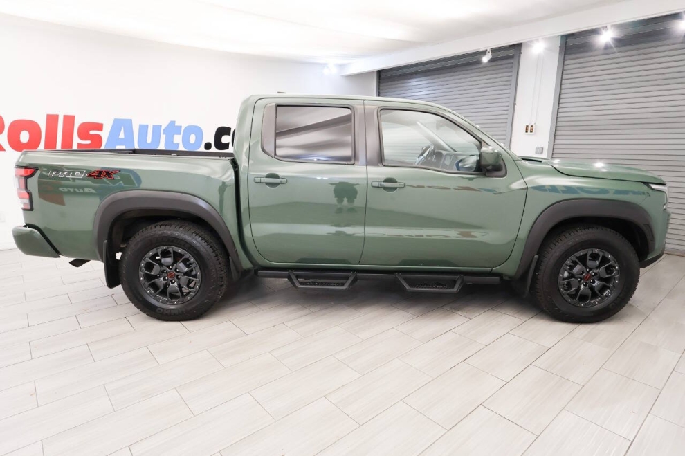 2023 Nissan Frontier PRO 4X 4x4 4dr Crew Cab 5 ft. SB, Green, Mileage: 80,409 - photo 5