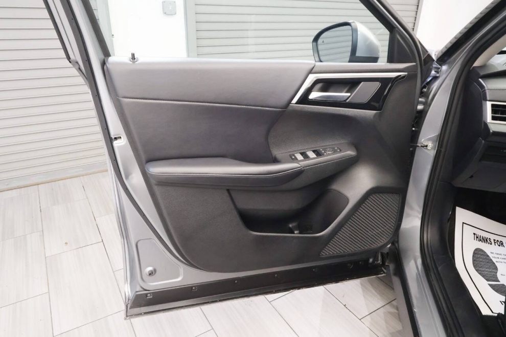2024 Mitsubishi Outlander SE Black Edition 4dr SUV, Gray, Mileage: 70,851 - photo 12