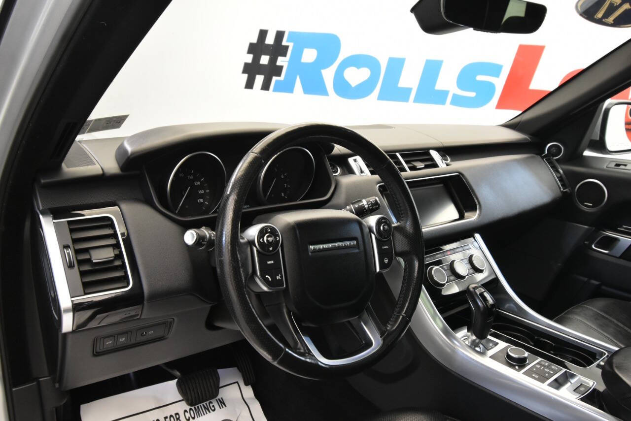 2017 Land Rover Range Rover Sport HSE photo 11