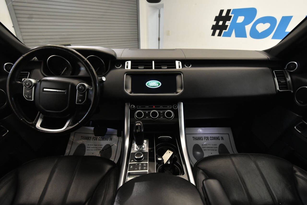 2017 Land Rover Range Rover Sport HSE photo 17