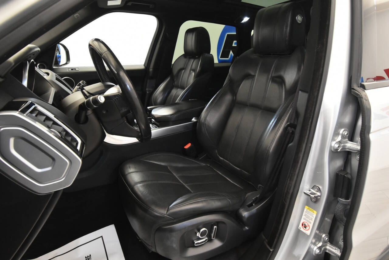 2017 Land Rover Range Rover Sport HSE photo 10