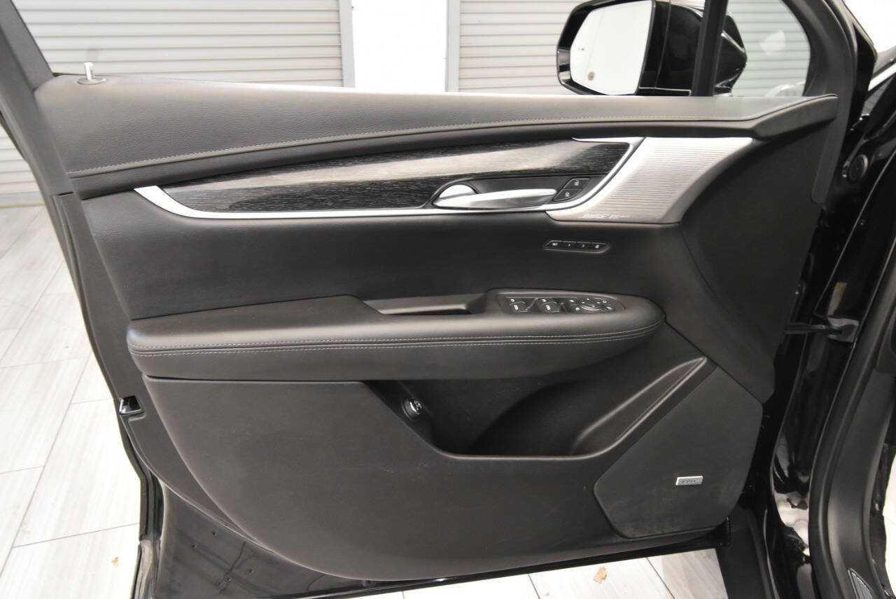 2021 Cadillac XT5 Premium Luxury photo 12