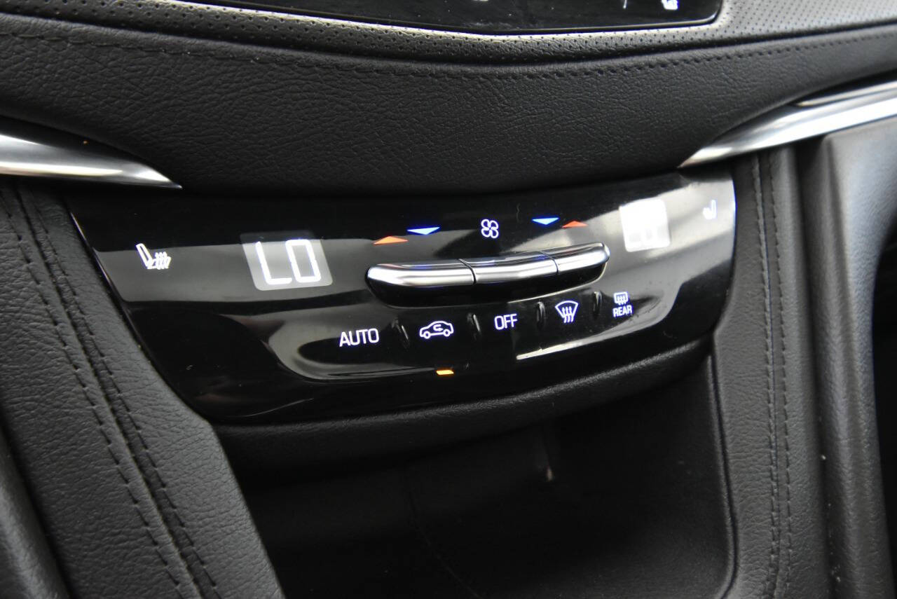 2021 Cadillac XT5 Premium Luxury photo 22