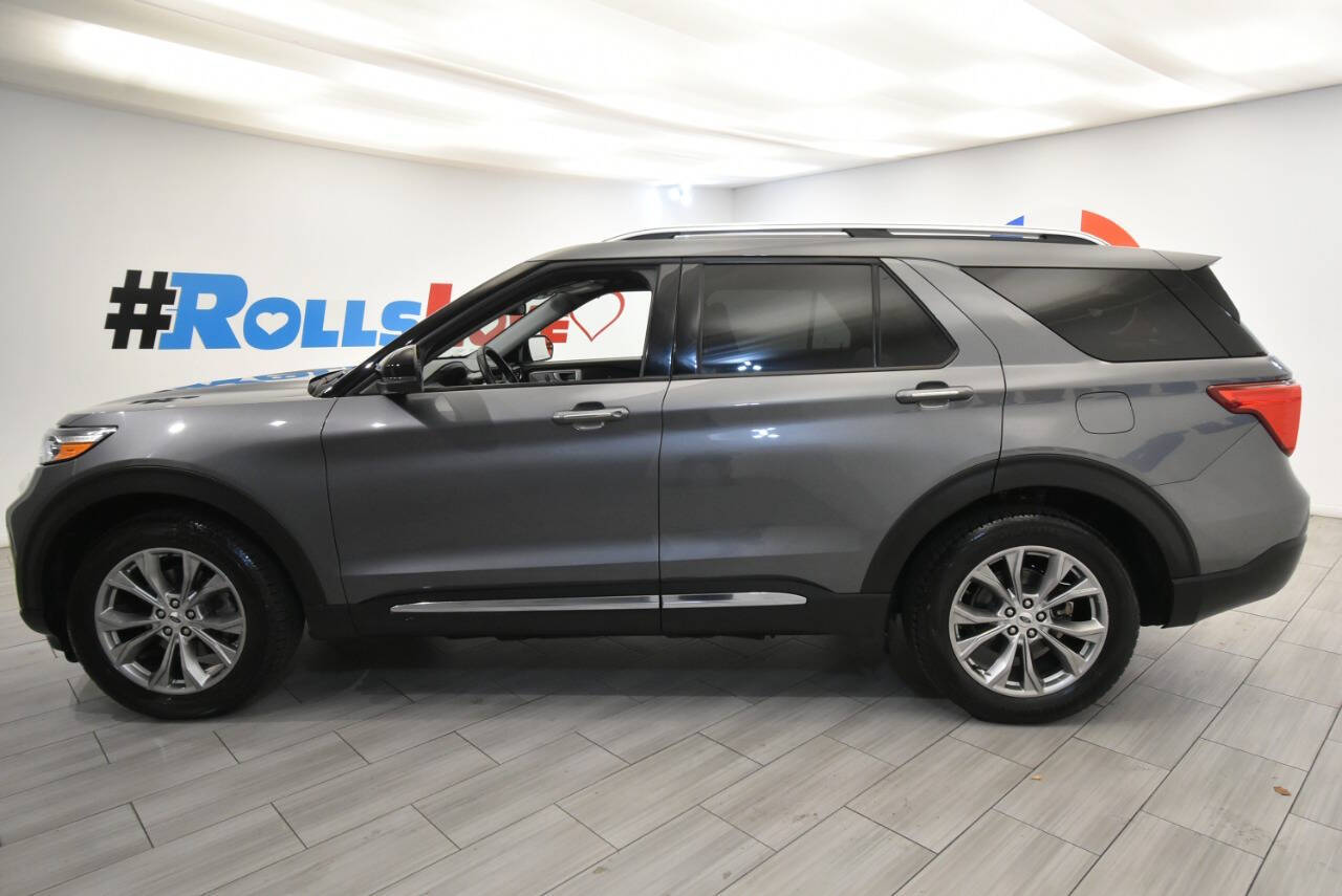 2022 Ford Explorer Limited photo 2