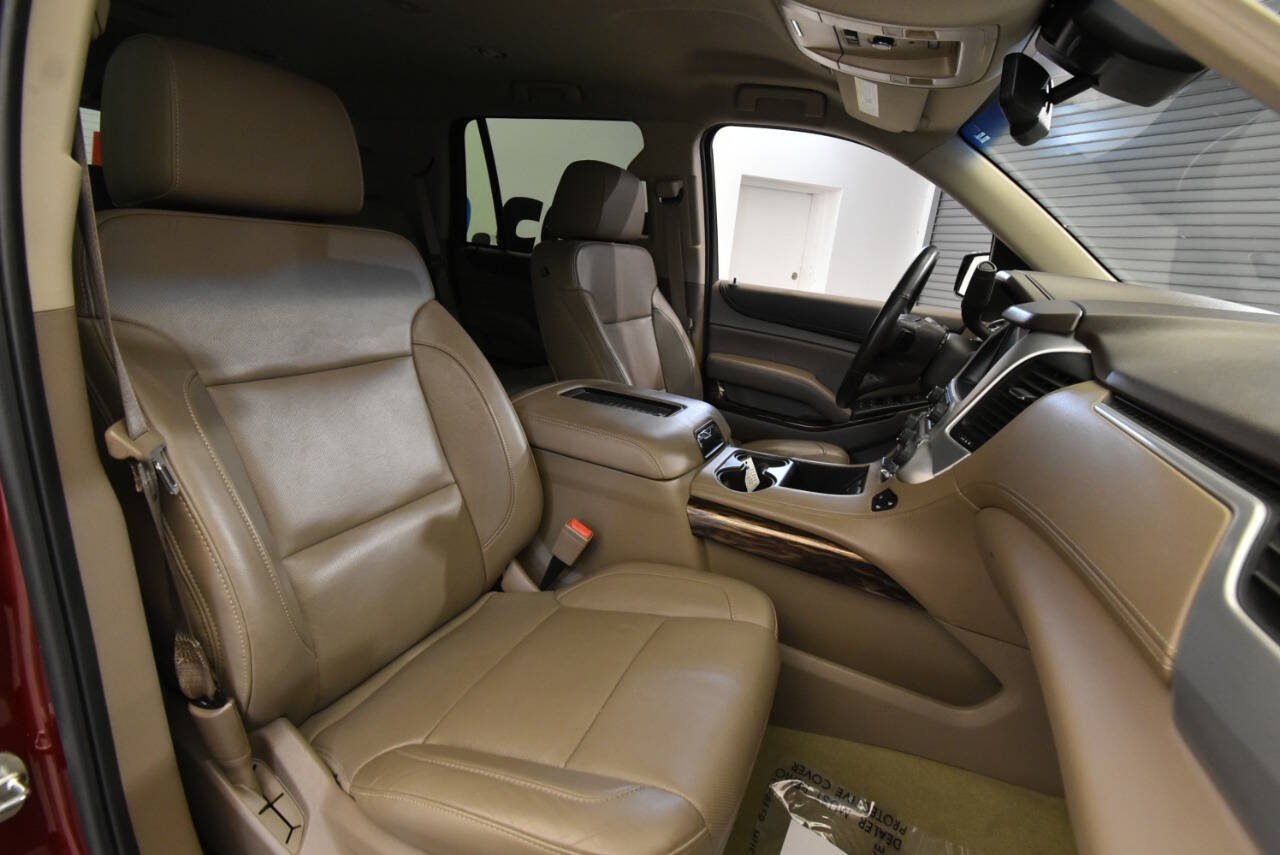 2016 Gmc Yukon SLT photo 14