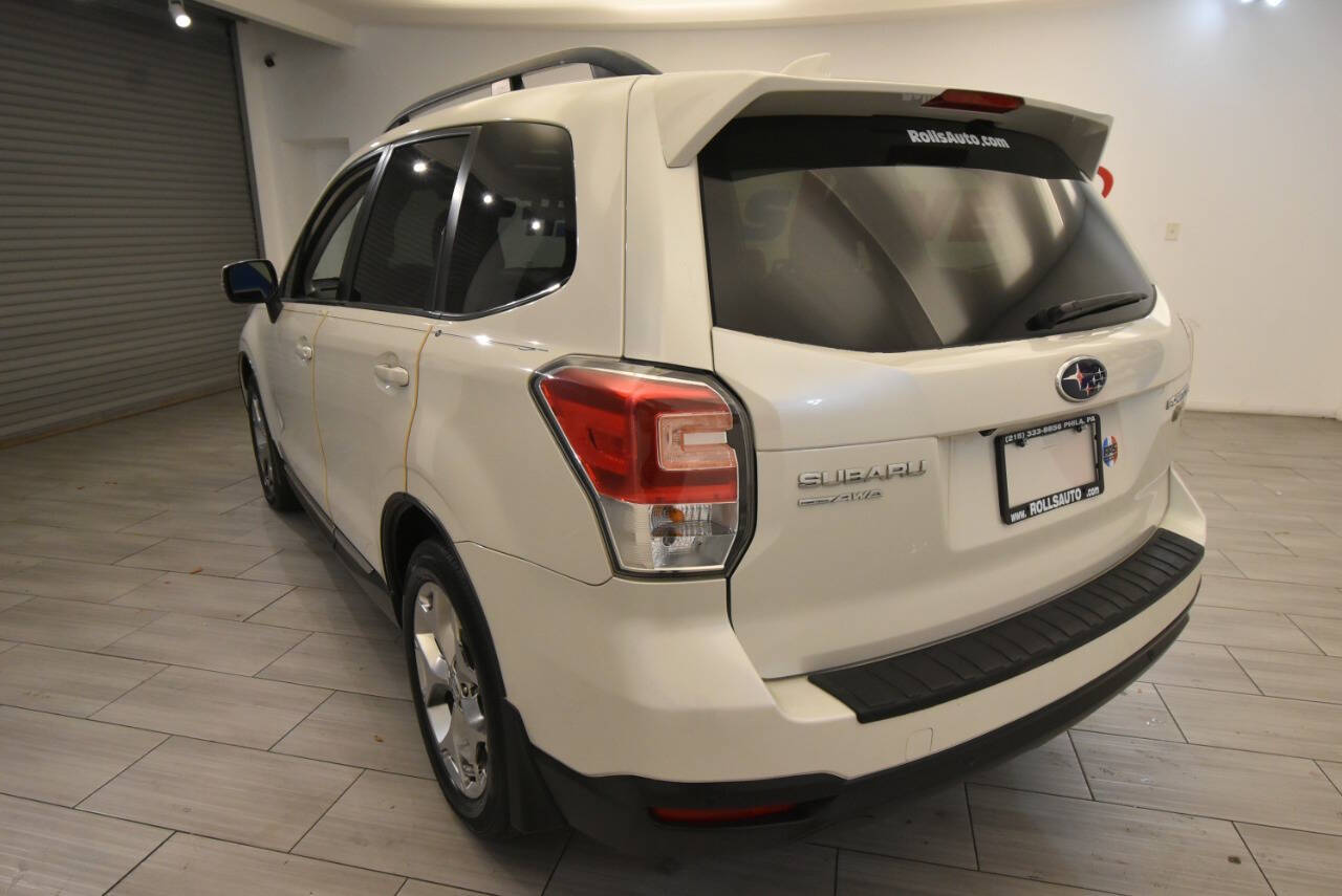 2017 Subaru Forester 2.5i Touring photo 3