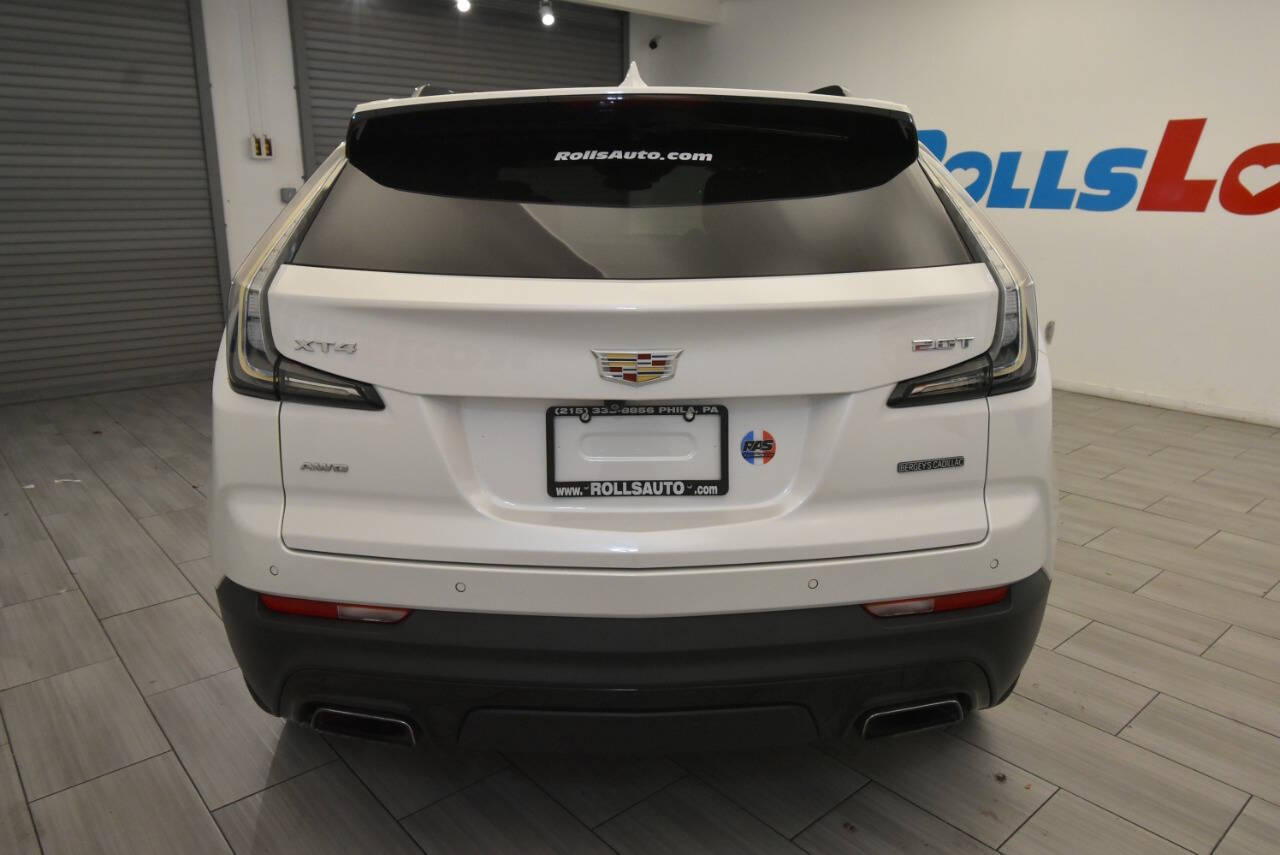 2019 Cadillac XT4 Sport photo 4