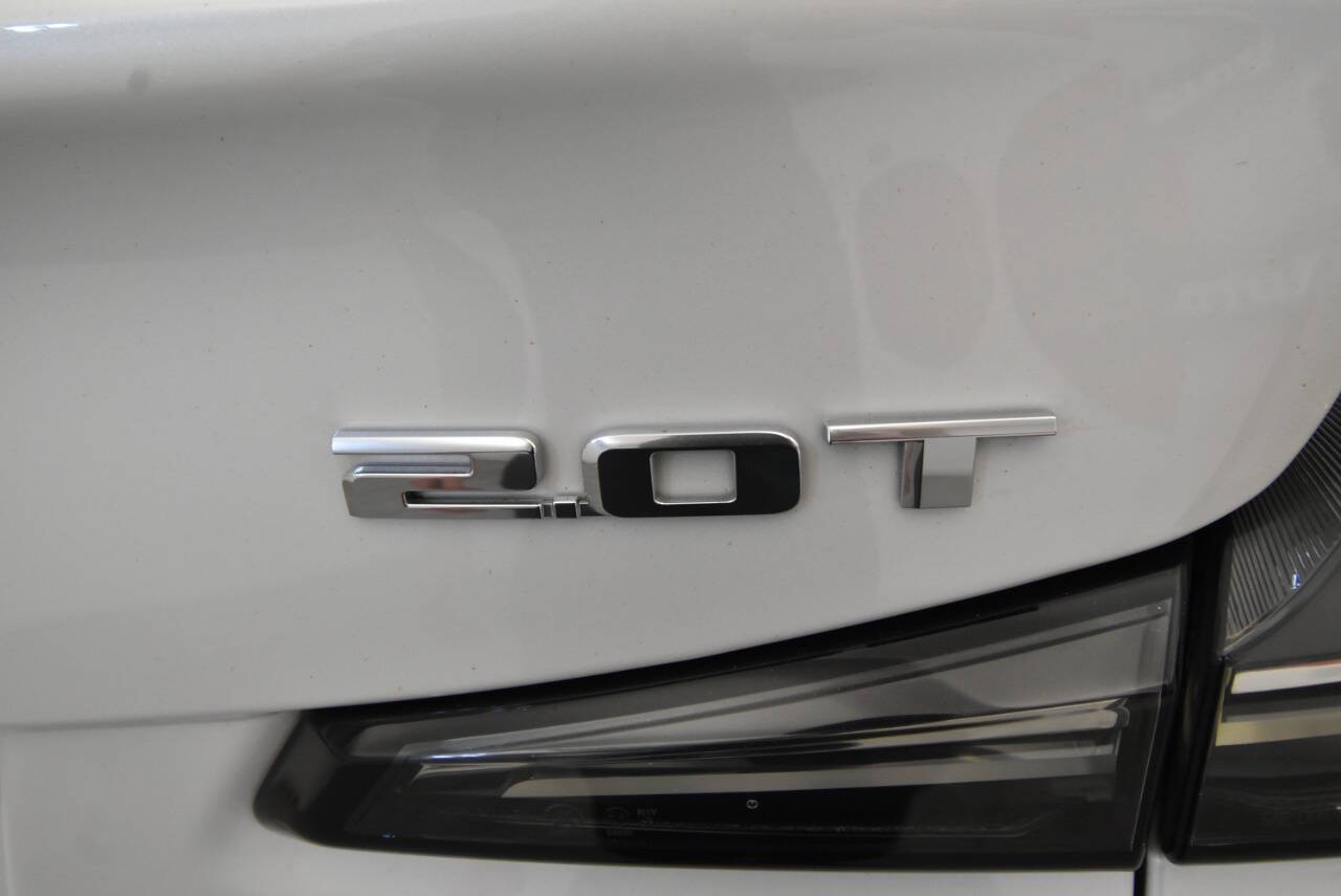 2019 Cadillac XT4 Sport photo 32