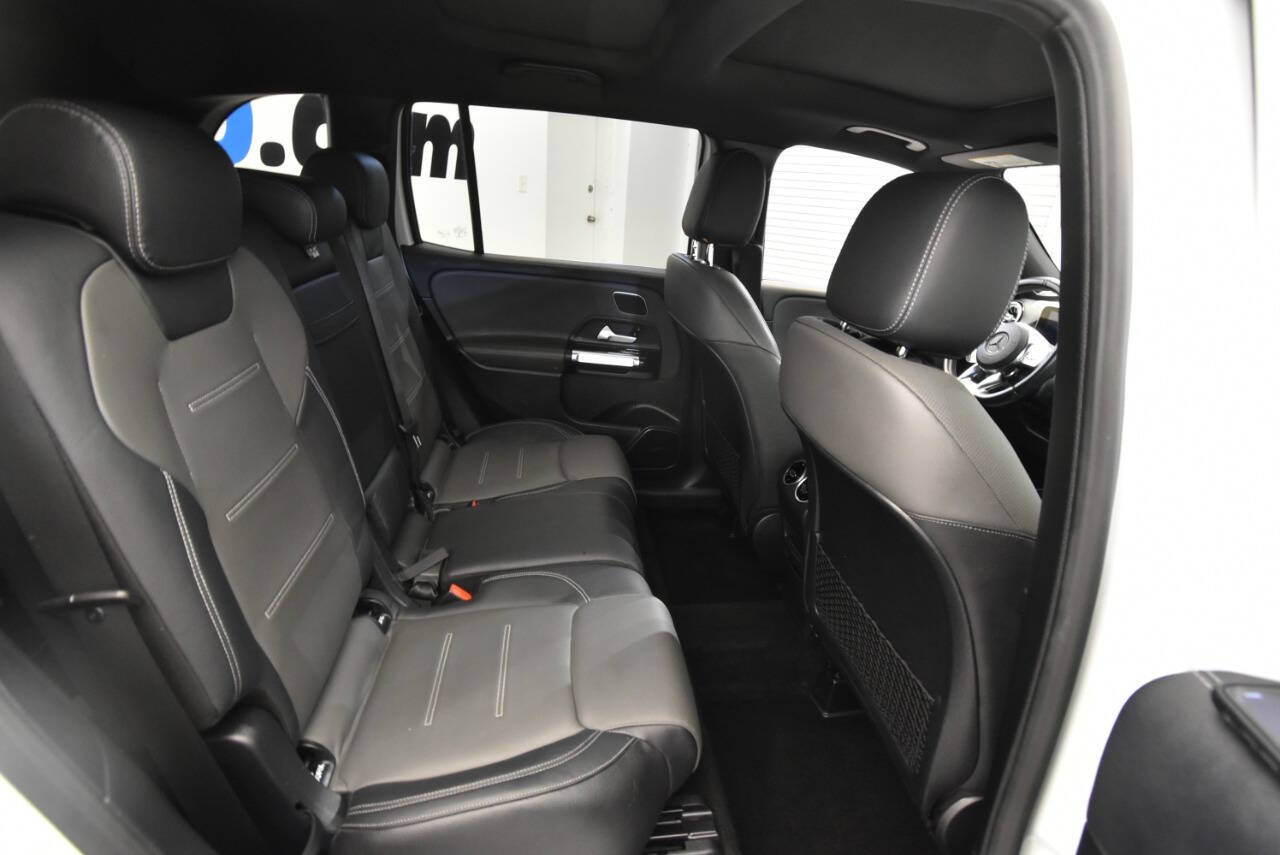 2021 Mercedes Benz GLB AMG 35 photo 16