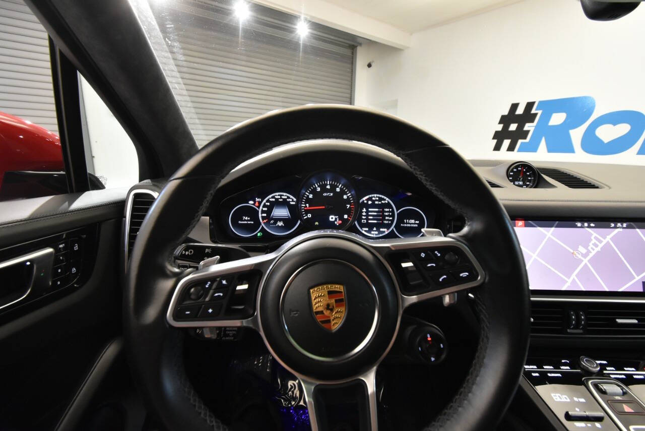 2021 Porsche Cayenne GTS photo 20