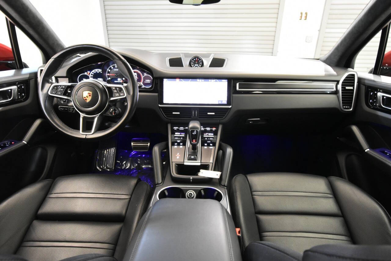 2021 Porsche Cayenne GTS photo 29