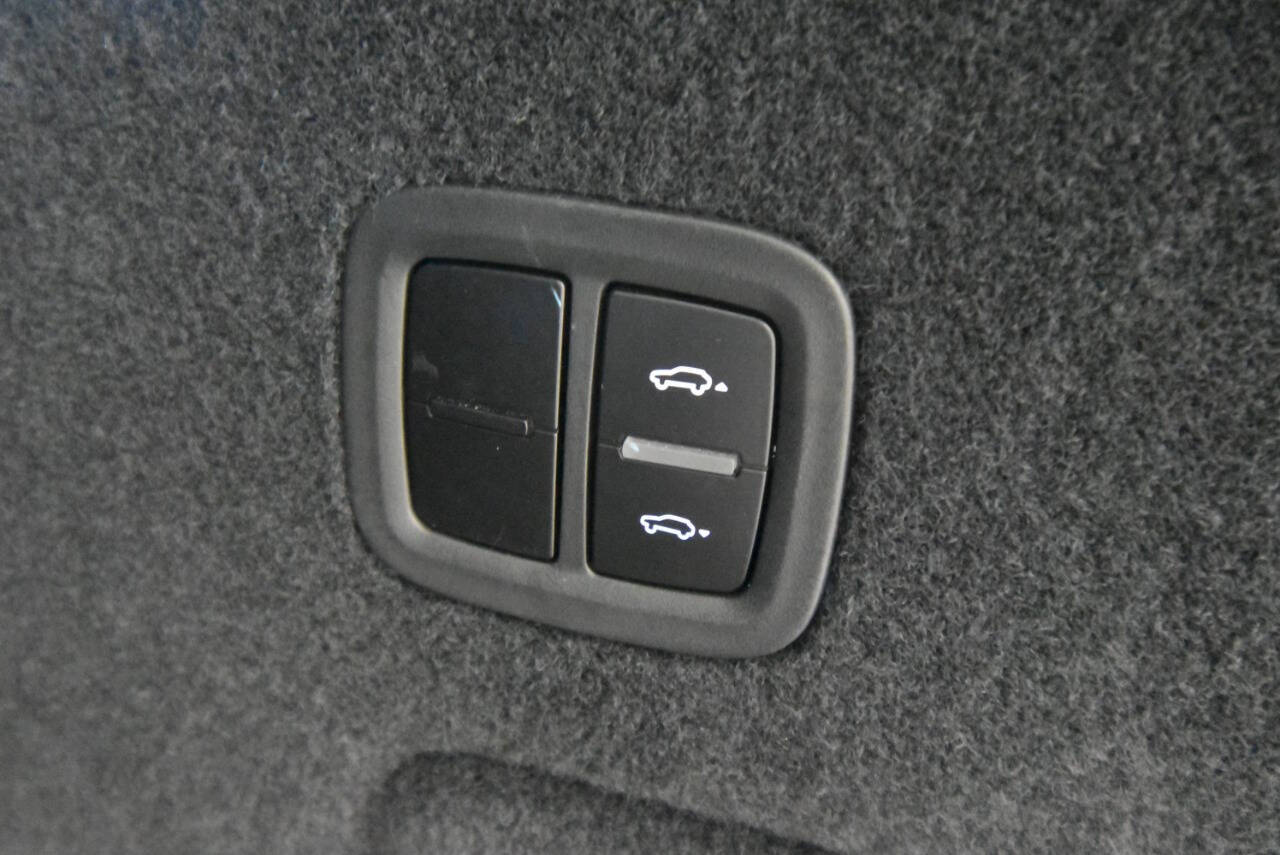 2021 Porsche Cayenne GTS photo 31