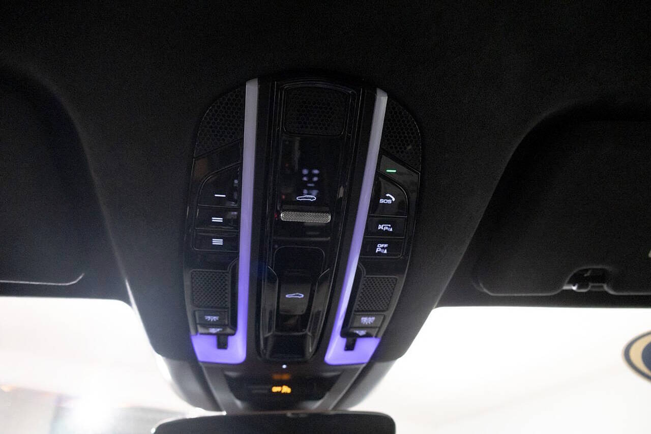 2021 Porsche Cayenne GTS - Photo 36