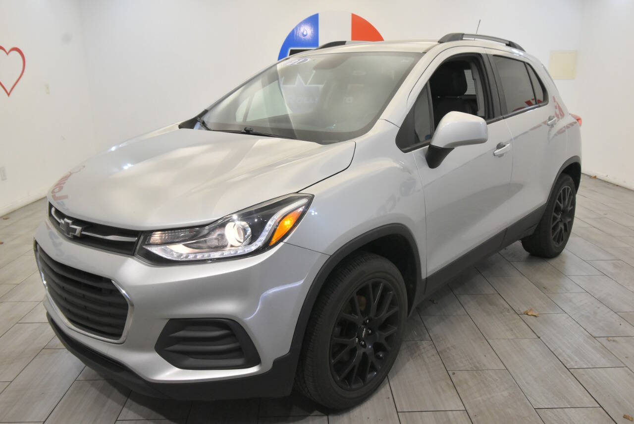 2021 Chevrolet Trax LT's photo