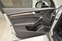 2019 Audi Q5 2.0T quattro Premium Plus AWD 4dr SUV - photothumb 13