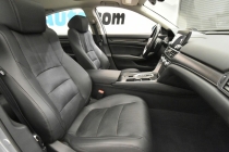 2020 Honda Accord Touring 4dr Sedan - photothumb 19