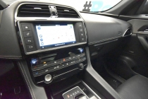 2018 Jaguar F-PACE S AWD 4dr SUV - photothumb 33